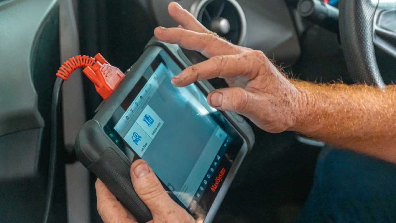 Does the Brand on Your Automotive Diagnostic Tool Actually Matter?